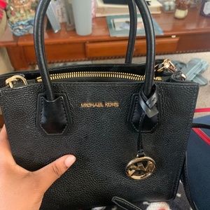 Black leather Michael kors purse